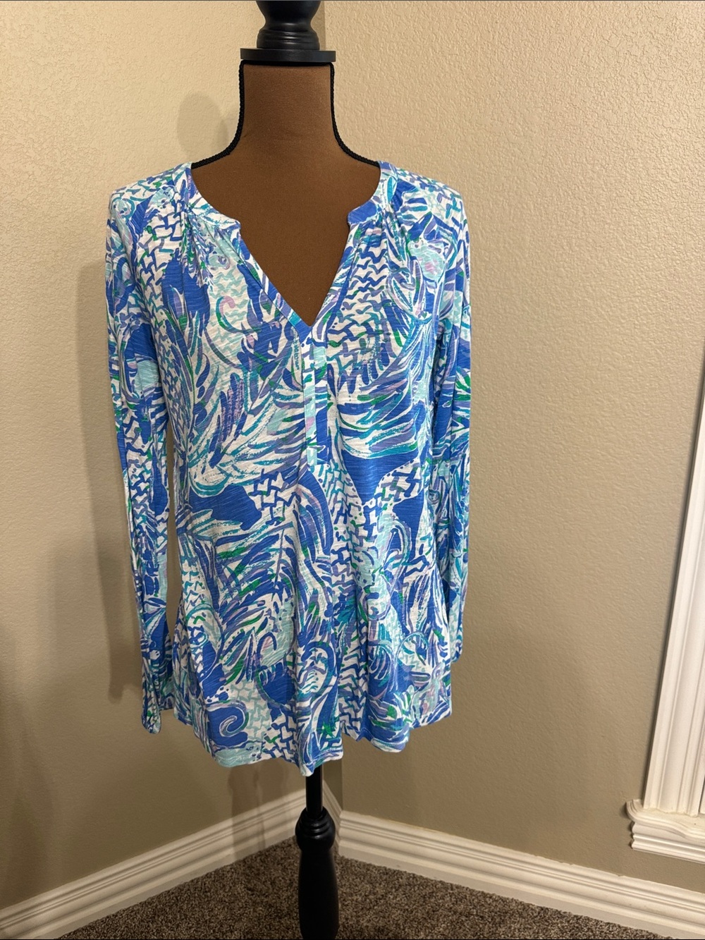 Lilly Pulitzer Blue, Aqua & White Printed V-Neck Tunic